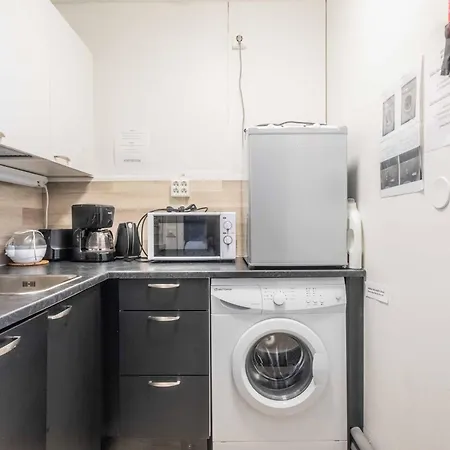 Apartment Tyylikaes Studio, Terassi Ja Ilmainen Parkki Vanha Postitalo